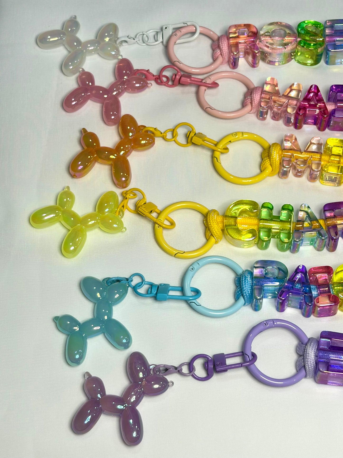 Balloon dog keychain